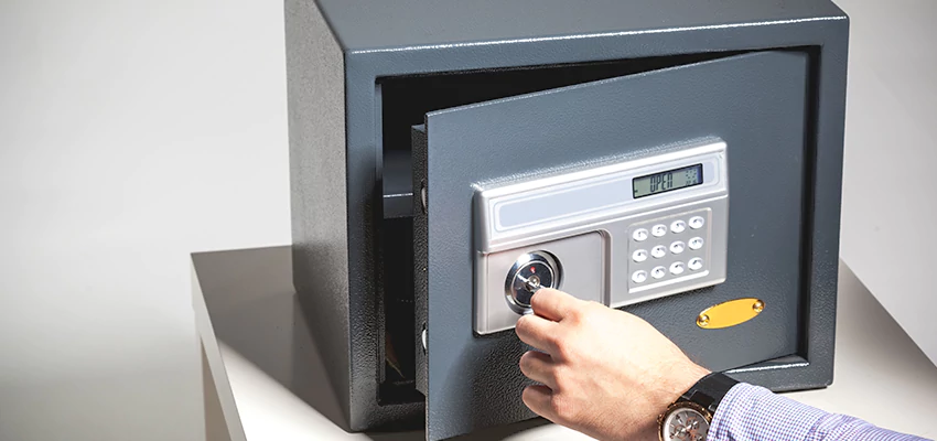 Jewelry Safe Unlocking Service in Healdsburg, California