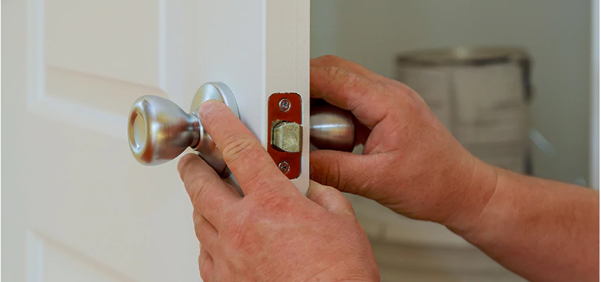 AAA Locksmiths For lock Replacement in Healdsburg, California